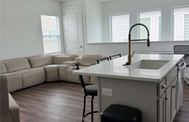 6484 ROVER Way Gallery 4