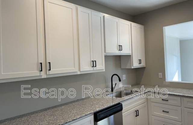 5834 Victoria Ave photos photos
