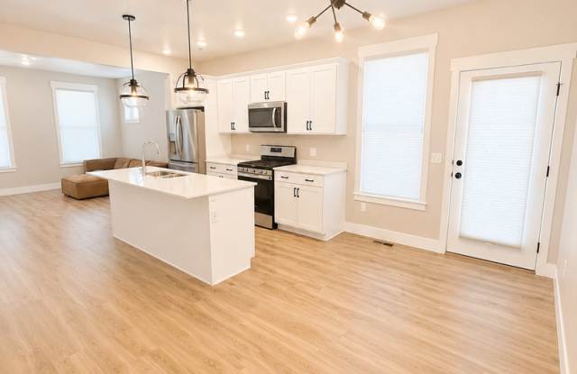 Beautiful 3-Bedroom, 2.5-Bath Home in the Desirable Annafeld Community photos photos