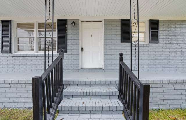 717 Dwain Dr. - 717 Dwain Drive, Fayetteville, NC 28305