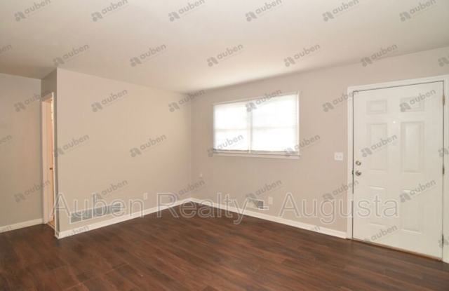 1604 Johns Road Gallery 3
