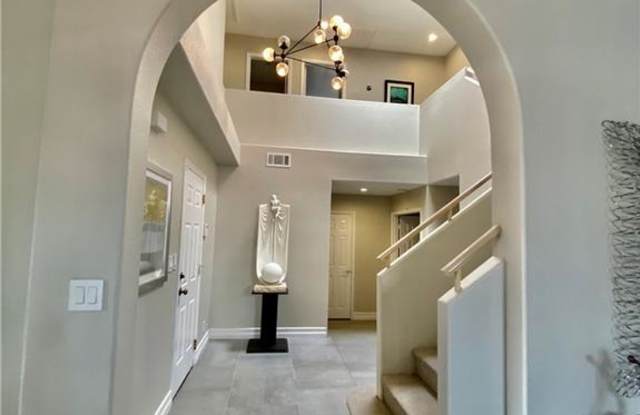 7920 Bridge Gate Gallery 4
