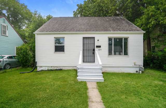 Nice 2 Bed 1 Bath Single Family Home! photos photos