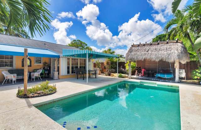 341 Nottingham Boulevard photos photos