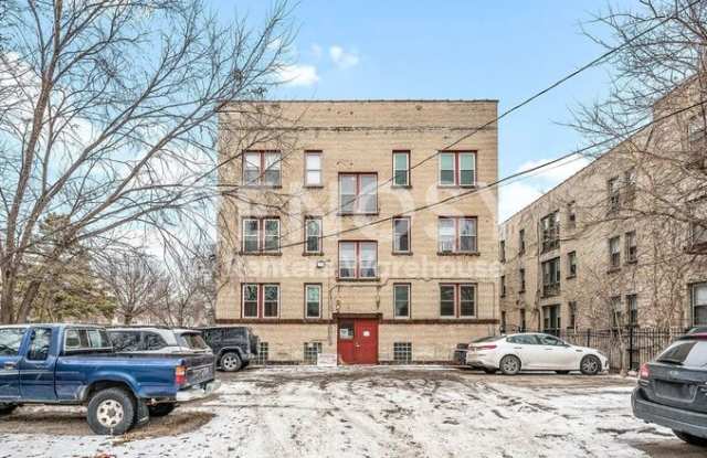 2218 Nicollet Avenue Gallery 1
