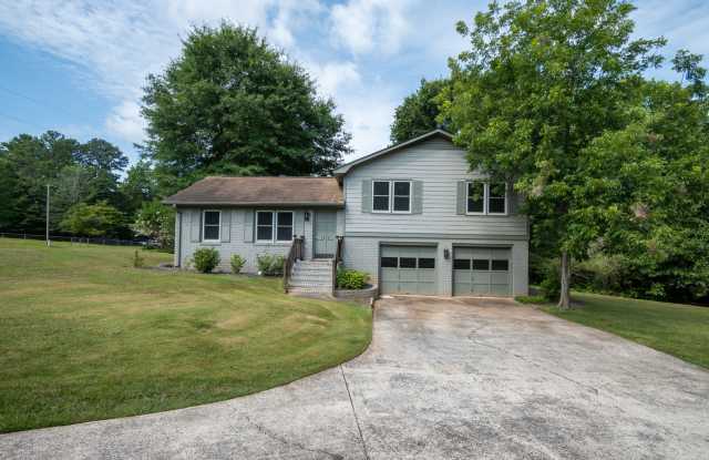 1030 Carriage Hill Road - Available NOW! Gallery 3