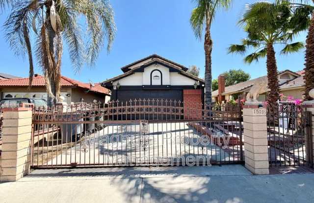 1523 Apple Creek Dr. photos photos