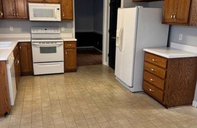 5340 Miranda Drive Gallery 4