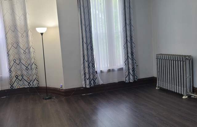 121 Bassett Street photos photos