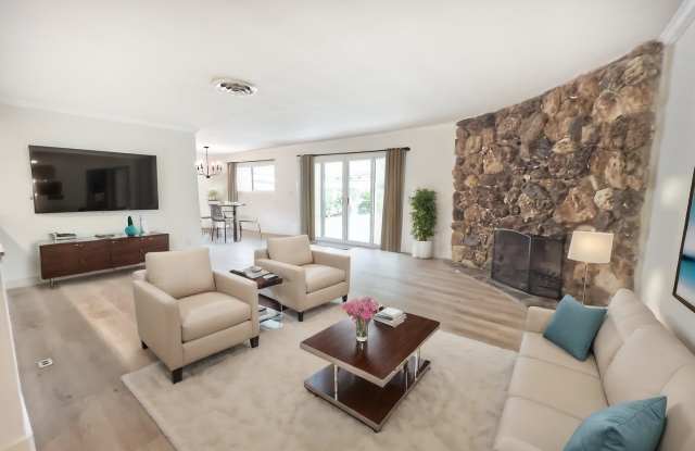 LOCATION, LOCATION, LOCATION! Charming 4-Bedroom Home in Desirable Woodland Hills, CA Gallery 1