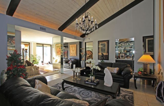 507 Desert West Drive - 507 Desert West Drive, Rancho Mirage, CA 92270
