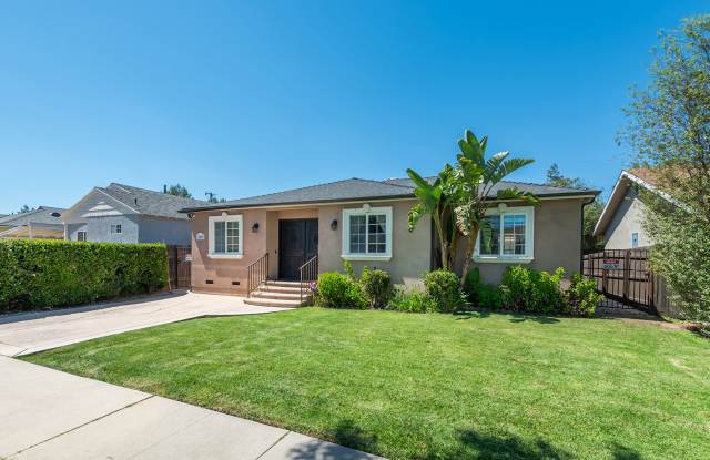 18005 Bullock Street photos photos