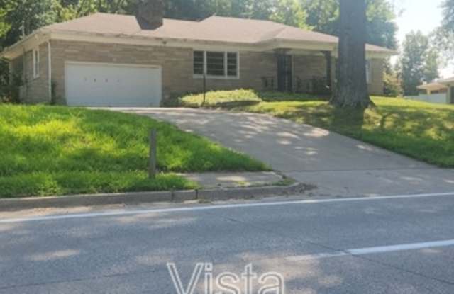 7601 Shepherdsville Road photos photos
