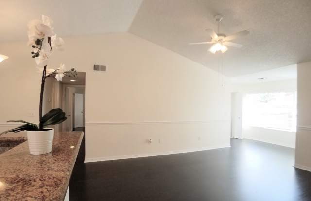 Beautiful Remodeled 2/1 Condo x Rent @ Villa Medici close to Theme Parks! photos photos