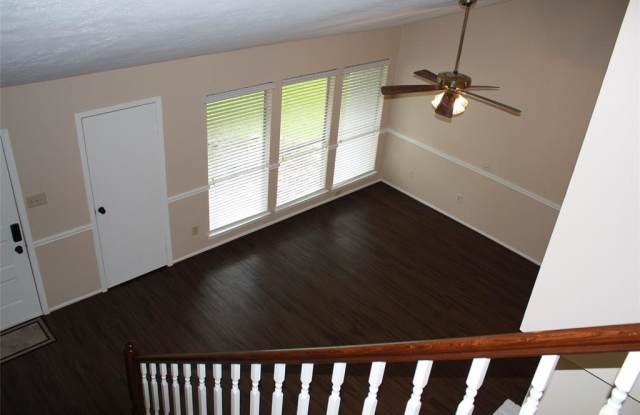 3138 Silver Falls Drive Gallery 2