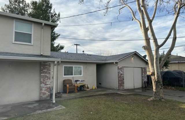 2150 Michael Avenue photos photos