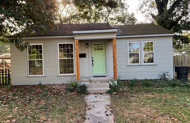 Charming Broadmoor Home photos photos Charming Broadmoor Home photos photos