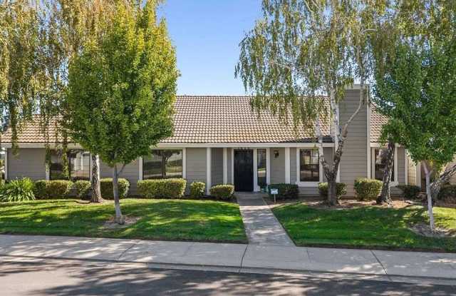 3608 Blackstone Way Gallery 1