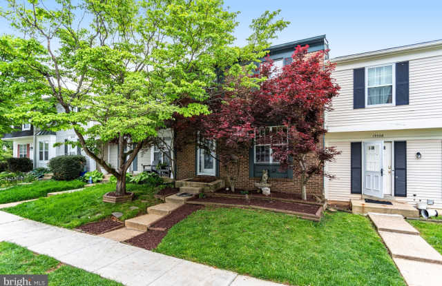 19506 TAVERNEY Drive Gallery 1