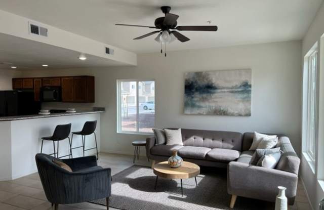 DESERT VIEW VILLAS- (Ave 8E South to 44th St/ South of Walmart on 8E) photos photos
