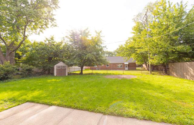 560 Walnut Dr Gallery 2