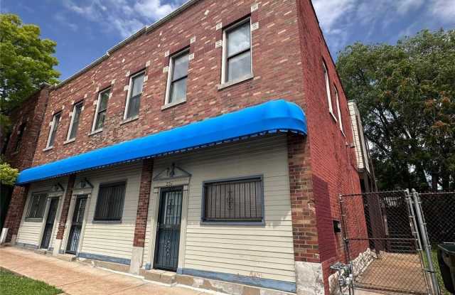 2761 Gravois Avenue - 2761 Gravois Avenue, St. Louis, MO 63118