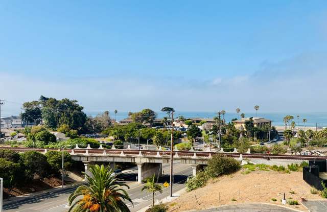 Luxury Coastal Living at “The Pearl” Ventura Beach!! photos photos