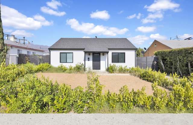 2206 North Brighton Street - 2206 North Brighton Street, Burbank, CA 91504