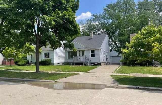 26638 Lenox Avenue - 26638 Lenox Avenue, Madison Heights, MI 48071
