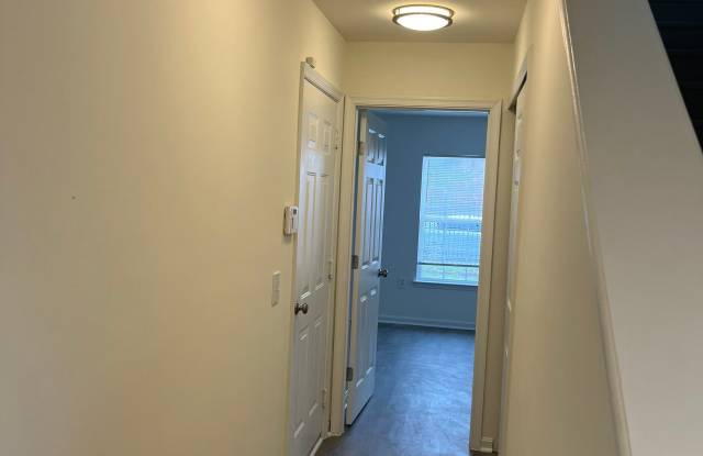 22988 Fontwell Sq Gallery 2