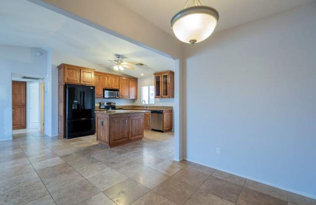 Ready to Move In - Three Bedrooms! Gallery 4
