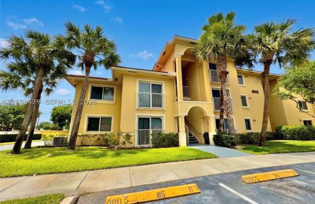 9905 Westwood Dr Gallery 1