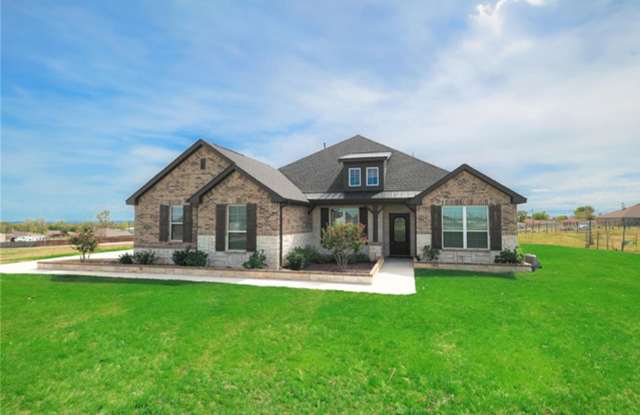 Fantastic 4-3-3 in Weatherford, Azle ISD! - 1005 Pebblegate Drive, Parker County, TX 76085