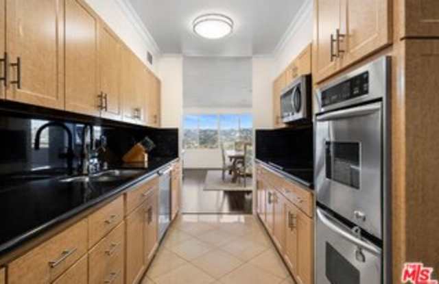 875 Comstock Avenue - 875 Comstock Avenue, Los Angeles, CA 90024