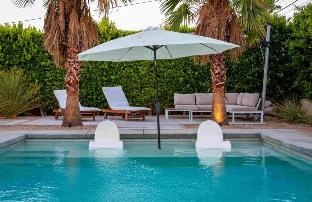 Luxury Oasis with Pool in Palm Springs (Monthly Only - No Long Term) Gallery 3