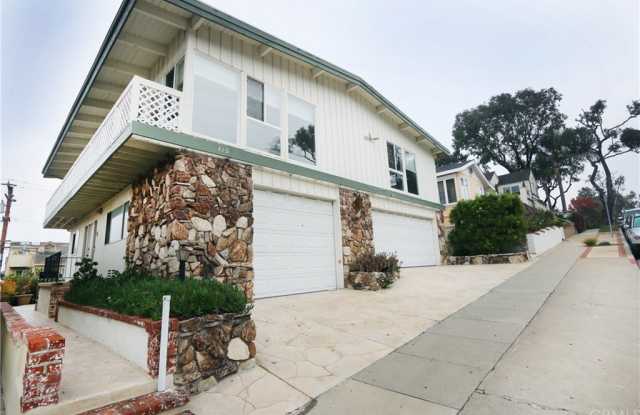 415 Poppy Gallery 2