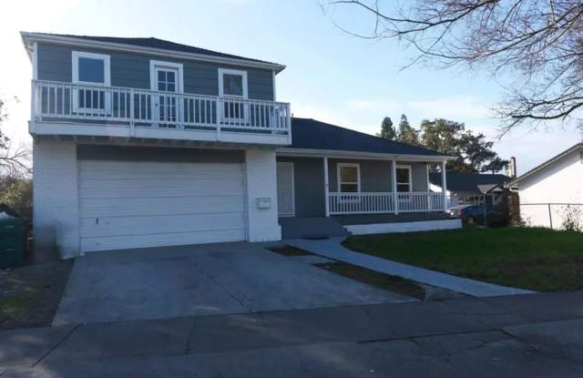 Spacious 2 Story Home With Lincoln Schools photos photos