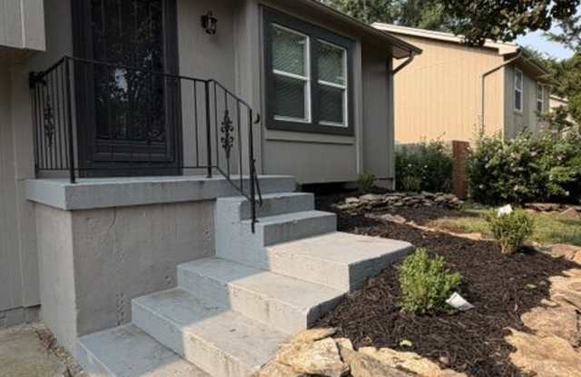 1439 N Mart-way Dr photos photos