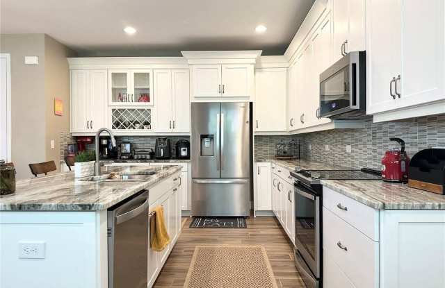 15824 Marina Bay Drive Gallery 1