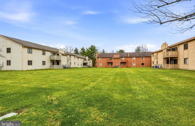 1404 WOODHOLLOW Drive Gallery 3