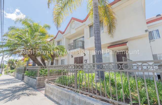 Stunning 2 Bedroom Townhouse in a Peaceful Neighborhood photos photos Stunning 2 Bedroom Townhouse in a Peaceful Neighborhood photos photos