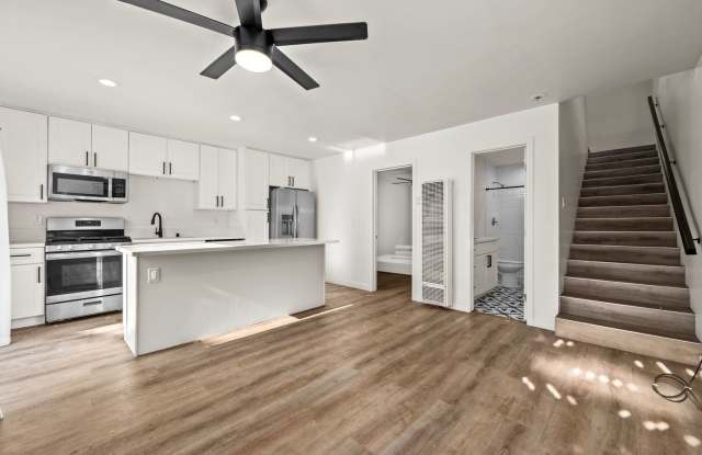 Brand new! photos photos Brand new! photos photos