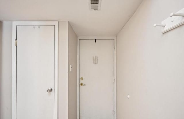 413 Shawmont Ave Gallery 2