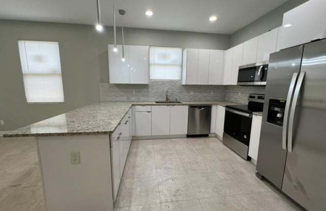 227 N E Street, Lake Worth Beach, FL 33460 photos photos