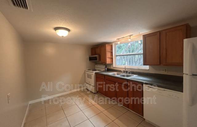 2390 14TH Ave SW Gallery 2