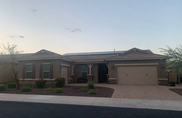 Gorgeous 5 Bed 3.5 Bath 3 Car garage home with private pool + SOLAR in gated community in Peoria photos photos