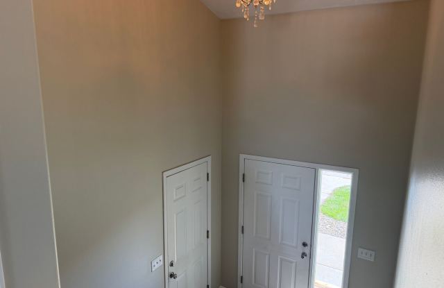Room to grow! This spacious split-foyer townhouse delivers 5 bedrooms, 3 full baths, and a layout built for everyday living. photos photos