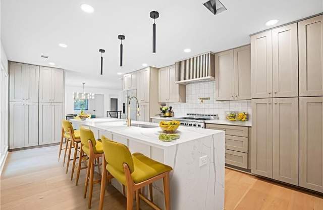 200 Nestor Court - 200 Nestor Court, Roswell, GA 30022