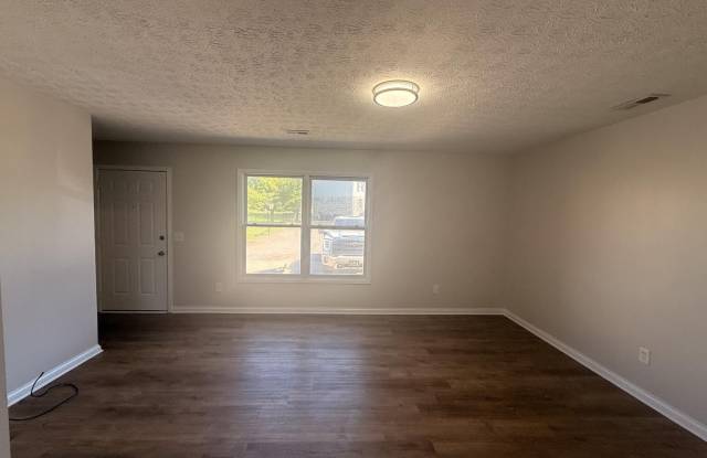 310 Pigeon Ct Gallery 3
