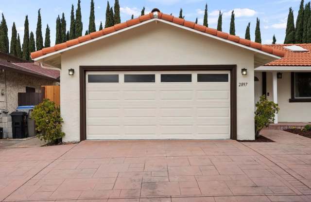 2897 Largo Drive Gallery 3